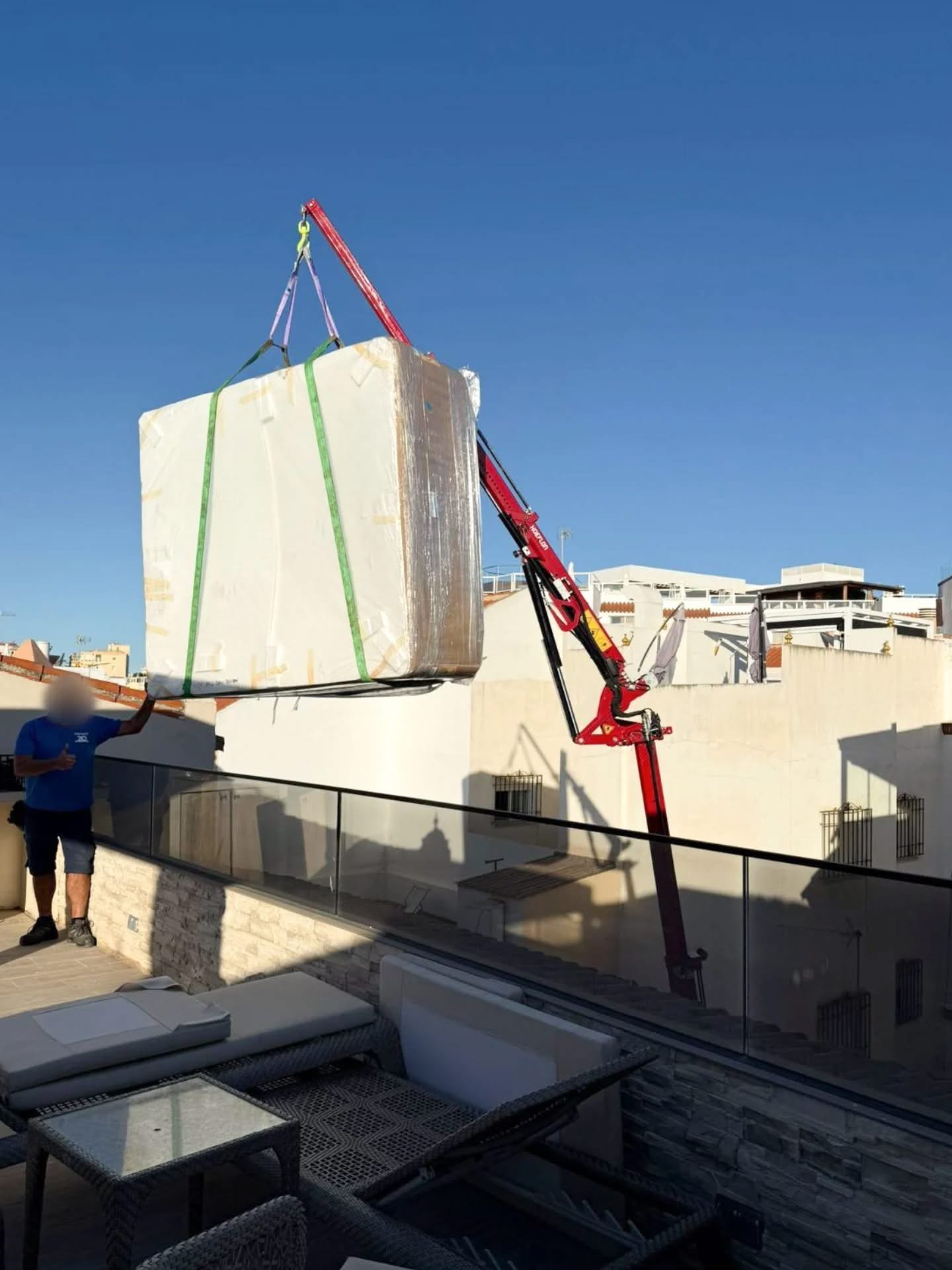 Hoeflon Compact Crane